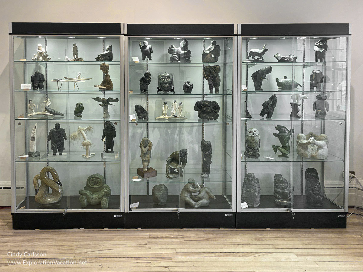 photo inside Galerie Elca London in Quebec Canada